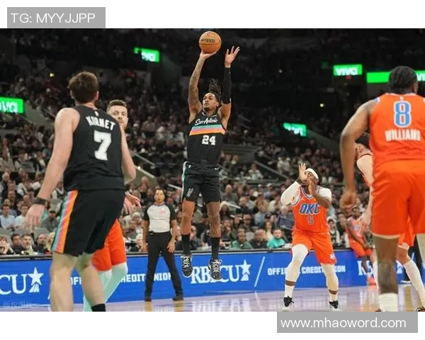 哈珀表现惊艳全场16中10砍下22分6助助力球队完成关键反超